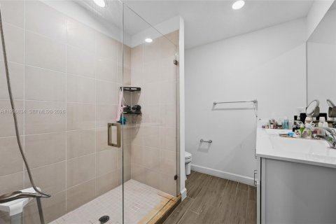 Townhouse in Riviera Beach, Florida 3 bedrooms, 121.79 sq.m. № 2054930 - photo 15