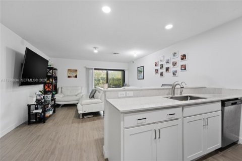 Townhouse in Riviera Beach, Florida 3 bedrooms, 121.79 sq.m. № 2054930 - photo 4