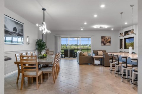 Casa en venta en Clermont, Florida, 8 dormitorios, 374.77 m2 № 1902353 - foto 25