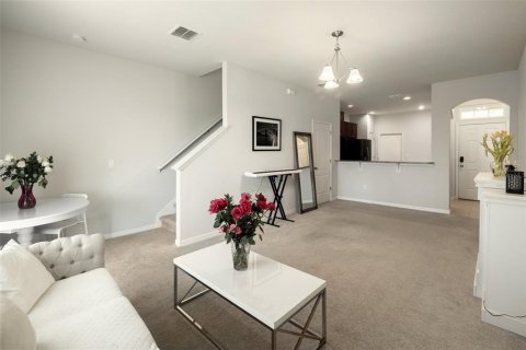 Townhouse in Riverview, Florida 3 bedrooms, 142.7 sq.m. № 1399361 - photo 4