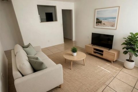 Casa en alquiler en Saint Petersburg, Florida, 4 dormitorios, 227.42 m2 № 2113086 - foto 4