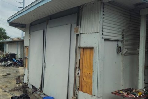 Propiedad comercial en alquiler en Clearwater, Florida, 151.06 m2 № 1769630 - foto 15