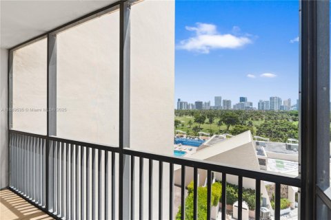 Copropriété à vendre à Aventura, Floride: 2 chambres, 121.98 m2 № 1938715 - photo 24