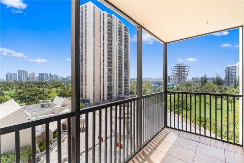 Condominio en venta en Aventura, Florida, 2 dormitorios, 121.98 m2 № 1938715 - foto 23