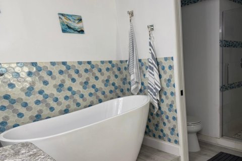 Condominio en venta en Aventura, Florida, 2 dormitorios, 101.36 m2 № 1942005 - foto 8