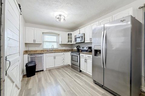 Villa ou maison à vendre à Pinellas Park, Floride: 3 chambres, 110.74 m2 № 2329965 - photo 29
