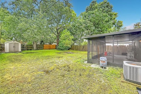 Villa ou maison à vendre à Pinellas Park, Floride: 3 chambres, 110.74 m2 № 2329965 - photo 15