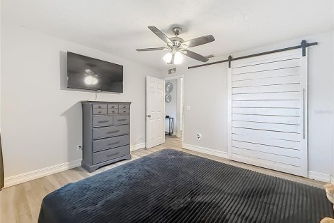 Villa ou maison à vendre à Pinellas Park, Floride: 3 chambres, 110.74 m2 № 2329965 - photo 4