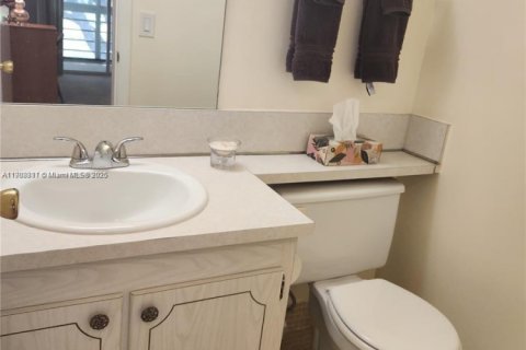 Купить кондоминиум в Дирфилд-Бич, Флорида 2 спальни, 76.18м2, № 1964960 - фото 12