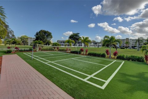 Купить кондоминиум в Дирфилд-Бич, Флорида 2 спальни, 76.18м2, № 1964960 - фото 30