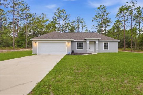 Villa ou maison à Dunnellon, Floride 3 chambres, 130.53 m2 № 2110230