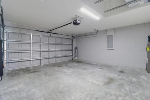 Купить виллу или дом в Даннеллон, Флорида 7 комнат, 130.53м2, № 2110230 - фото 27
