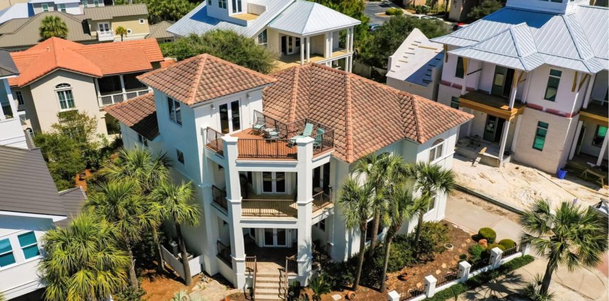 House in Santa Rosa Beach, Florida 5 bedrooms, 355.35 sq.m. № 560218