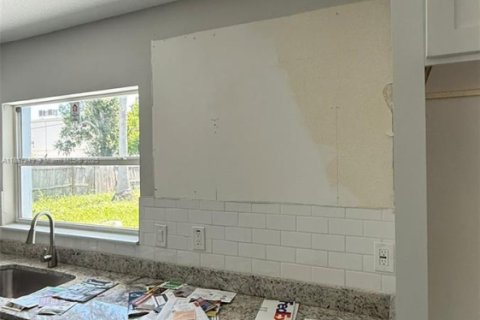 House in Clearwater, Florida 3 bedrooms, 170.01 sq.m. № 2058574 - photo 25