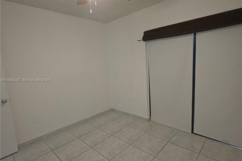 Снять в аренду кондоминиум в Майами, Флорида 2 спальни, 80.82м2, № 2091237 - фото 24