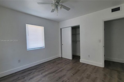 Appartement à louer à Miami, Floride: 2 chambres, 83.61 m2 № 1968933 - photo 20