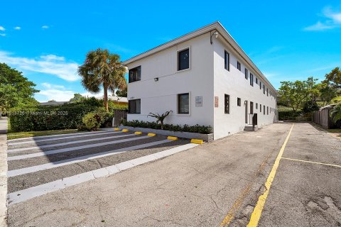 Appartement à louer à Miami, Floride: 2 chambres, 83.61 m2 № 1968933 - photo 6