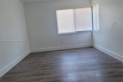 Appartement à louer à Miami, Floride: 2 chambres, 83.61 m2 № 1968933 - photo 23