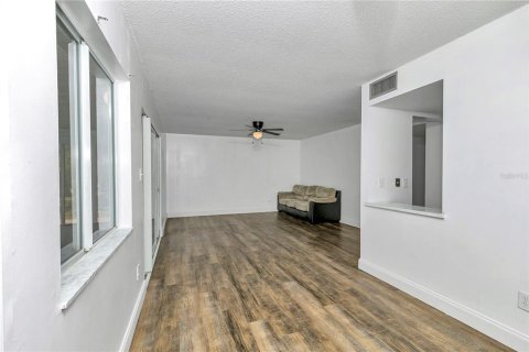 Condominio en venta en Ocala, Florida, 2 dormitorios, 95.78 m2 № 2111724 - foto 12
