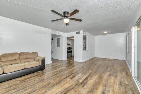 Condominio en venta en Ocala, Florida, 2 dormitorios, 95.78 m2 № 2111724 - foto 10