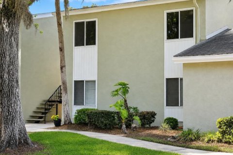 Condominio en Ocala, Florida, 2 dormitorios  № 2111724