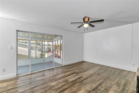 Condominio en venta en Ocala, Florida, 2 dormitorios, 95.78 m2 № 2111724 - foto 9