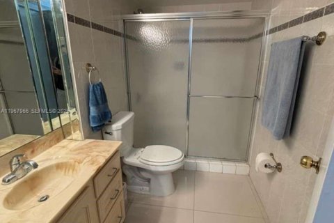 Copropriété à louer à Miami, Floride: 1 chambre, 74.69 m2 № 2031410 - photo 13