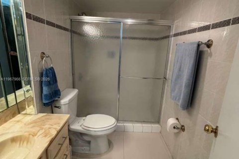 Copropriété à louer à Miami, Floride: 1 chambre, 74.69 m2 № 2031410 - photo 11