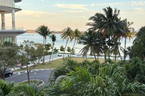 Condo à Miami, Floride, 1 chambre  № 2031410