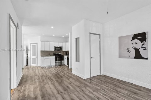 Condominio en venta en Miami Beach, Florida, 1 dormitorio, 66.7 m2 № 1845896 - foto 10