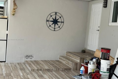 Снять в аренду виллу или дом в Майами, Флорида 3 спальни, 132.94м2, № 1963587 - фото 17