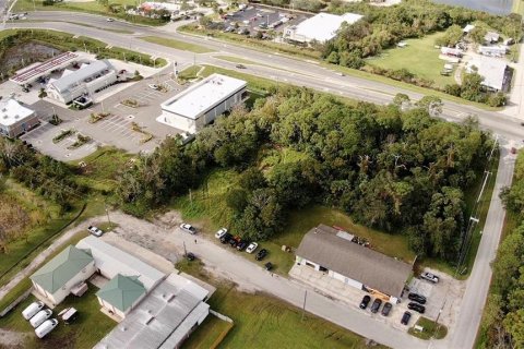 Terreno en venta en Titusville, Florida № 1914774 - foto 1