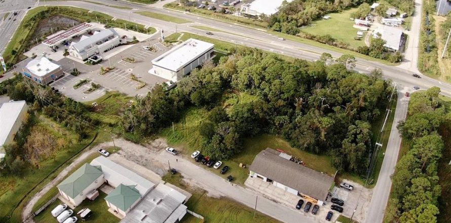 Terreno en Titusville, Florida № 1914774