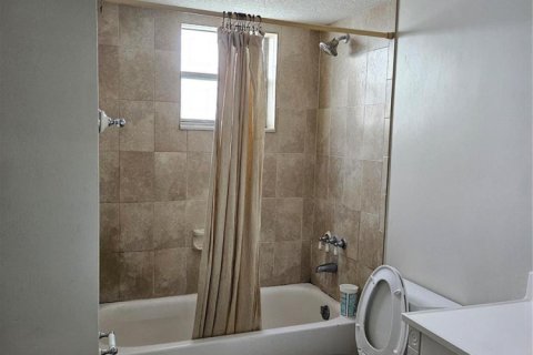 Condominio en venta en Dania Beach, Florida, 1 dormitorio, 73.39 m2 № 2240119 - foto 3