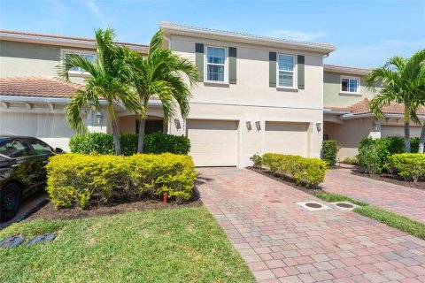 Townhouse in Fort Myers, Florida 3 bedrooms, 137.22 sq.m. № 1515710 - photo 3