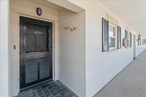 Купить кондоминиум в Беллеэйр Блафс, Флорида 4 комнаты, 120.77м2, № 1545463 - фото 8