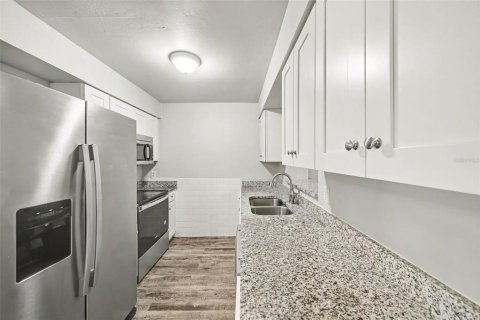 Купить виллу или дом в Орландо, Флорида 6 комнат, 123.19м2, № 2091639 - фото 4