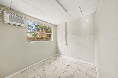 Купить виллу или дом в Орландо, Флорида 6 комнат, 123.19м2, № 2091639 - фото 11