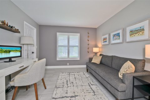 Casa en venta en Boca Raton, Florida, 4 dormitorios, 215.35 m2 № 2046787 - foto 15