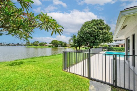 Casa en venta en Boca Raton, Florida, 4 dormitorios, 215.35 m2 № 2046787 - foto 28