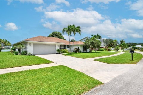 Casa en venta en Boca Raton, Florida, 4 dormitorios, 215.35 m2 № 2046787 - foto 2