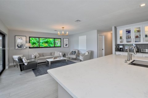 Casa en venta en Boca Raton, Florida, 4 dormitorios, 215.35 m2 № 2046787 - foto 7