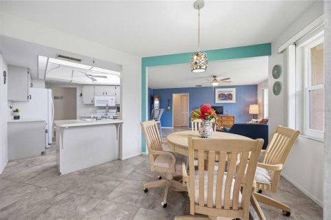 Villa ou maison à vendre à Nokomis, Floride: 3 chambres, 181.62 m2 № 2133298 - photo 17