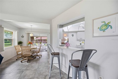 Villa ou maison à vendre à Nokomis, Floride: 3 chambres, 181.62 m2 № 2133298 - photo 11