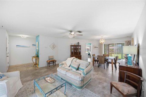 Villa ou maison à vendre à Nokomis, Floride: 3 chambres, 181.62 m2 № 2133298 - photo 5