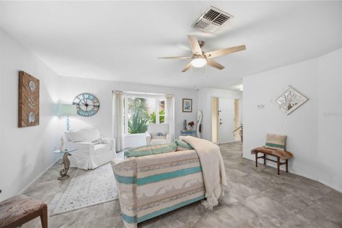 Villa ou maison à vendre à Nokomis, Floride: 3 chambres, 181.62 m2 № 2133298 - photo 7