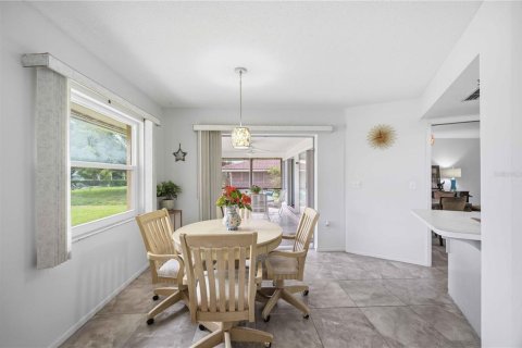 Villa ou maison à vendre à Nokomis, Floride: 3 chambres, 181.62 m2 № 2133298 - photo 16