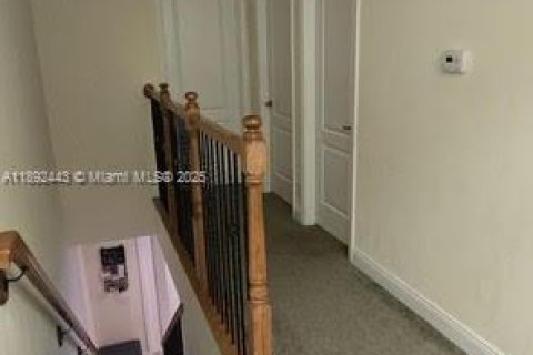 Casa en venta en West Palm Beach, Florida, 3 dormitorios, 147.71 m2 № 1946025 - foto 1