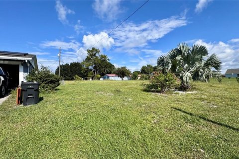 House in Frostproof, Florida 2 bedrooms, 104.05 sq.m. № 1904490 - photo 6