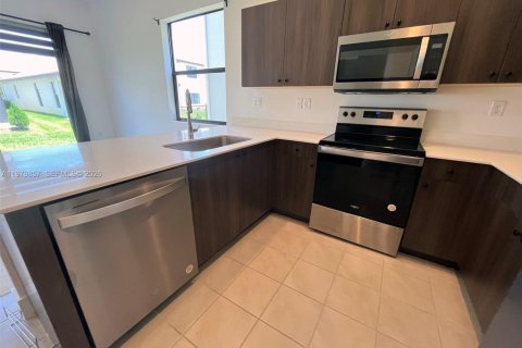 Снять в аренду виллу или дом в Аве Мария, Флорида 3 спальни, 181.9м2, № 2046183 - фото 12